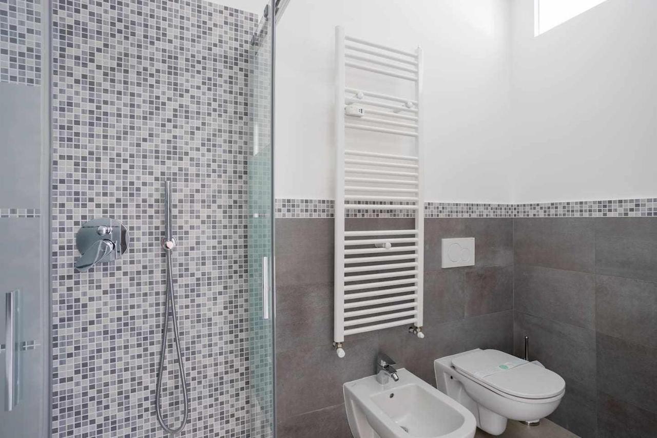Milano City Apartments - Parking And Comfort - Spacious Apt Up To 8 Pax Экстерьер фото