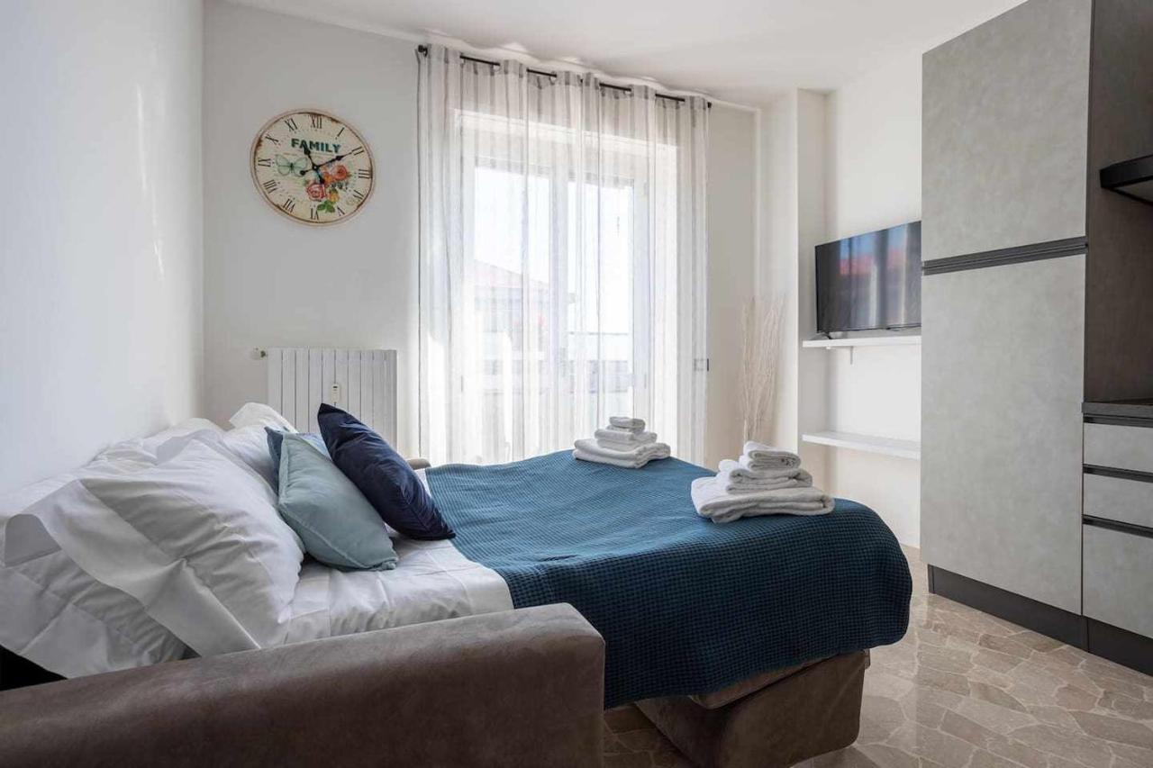 Milano City Apartments - Parking And Comfort - Spacious Apt Up To 8 Pax Экстерьер фото